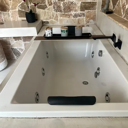 Con Piscina En La Montana Hasta 10 Personas Villa