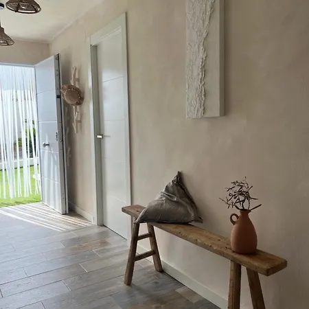 Villa Con Piscina En La Montana Hasta 10 Personas Llombai