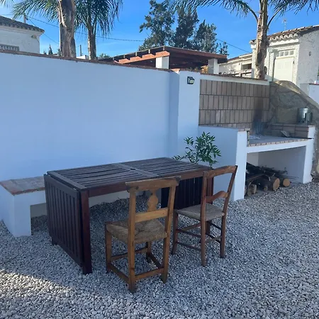 Con Piscina En La Montana Hasta 10 Personas Llombai