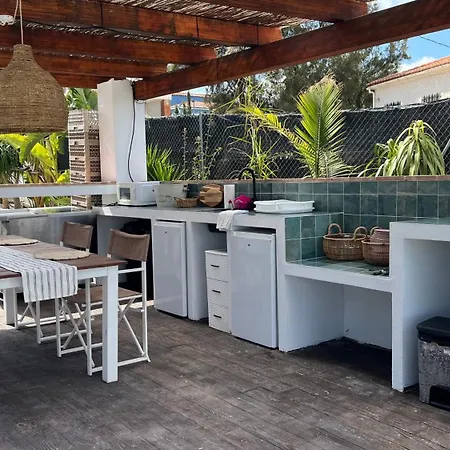 Con Piscina En La Montana Hasta 10 Personas Villa Llombai