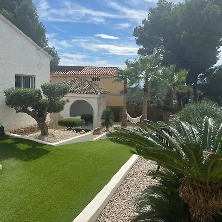Villa Con Piscina En La Montana Hasta 10 Personas Llombai