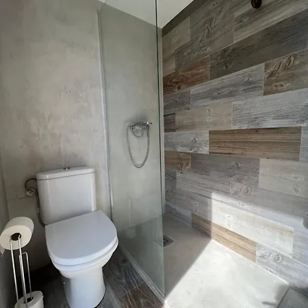 Villa Con Piscina En La Montana Hasta 10 Personas