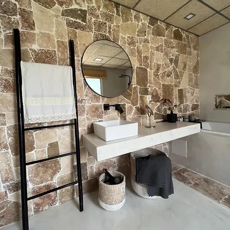 Con Piscina En La Montana Hasta 10 Personas Villa *