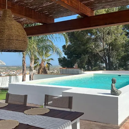 Con Piscina En La Montana Hasta 10 Personas Llombai